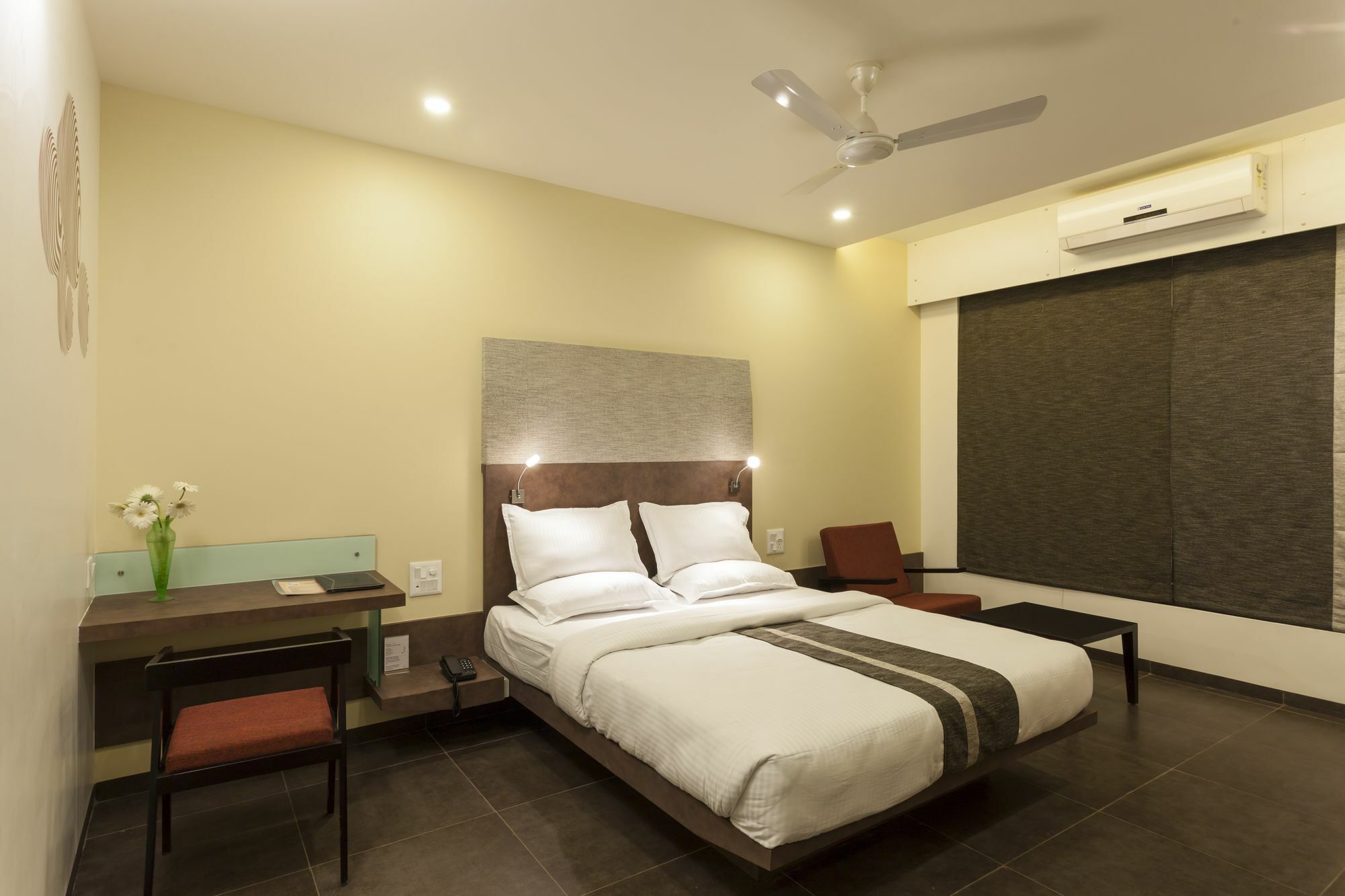 Hotel K Tree - A Boutique Hotel Kolhapur Bagian luar foto